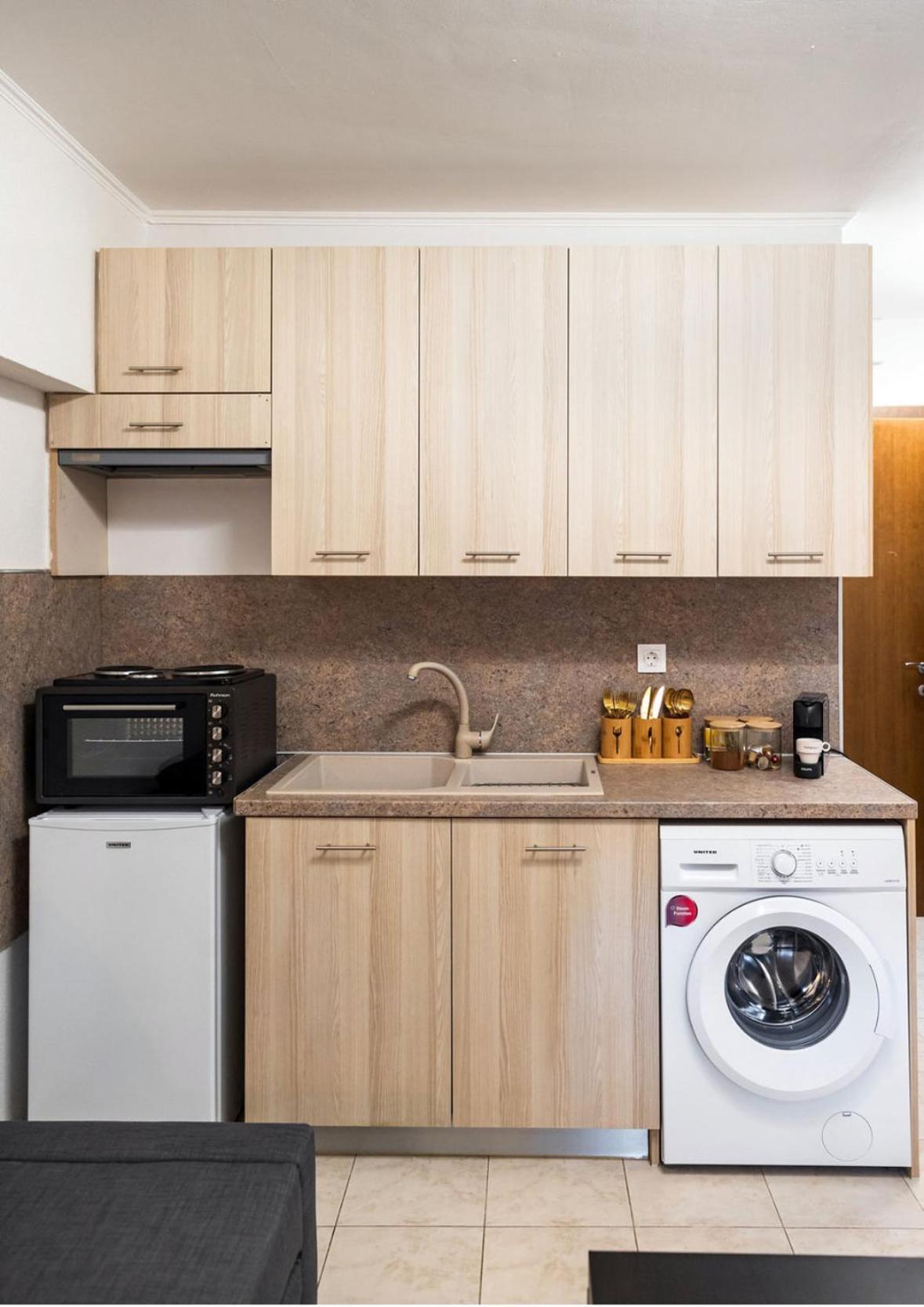 Bk Apartment Semi-Basement Néa Khilí Dış mekan fotoğraf